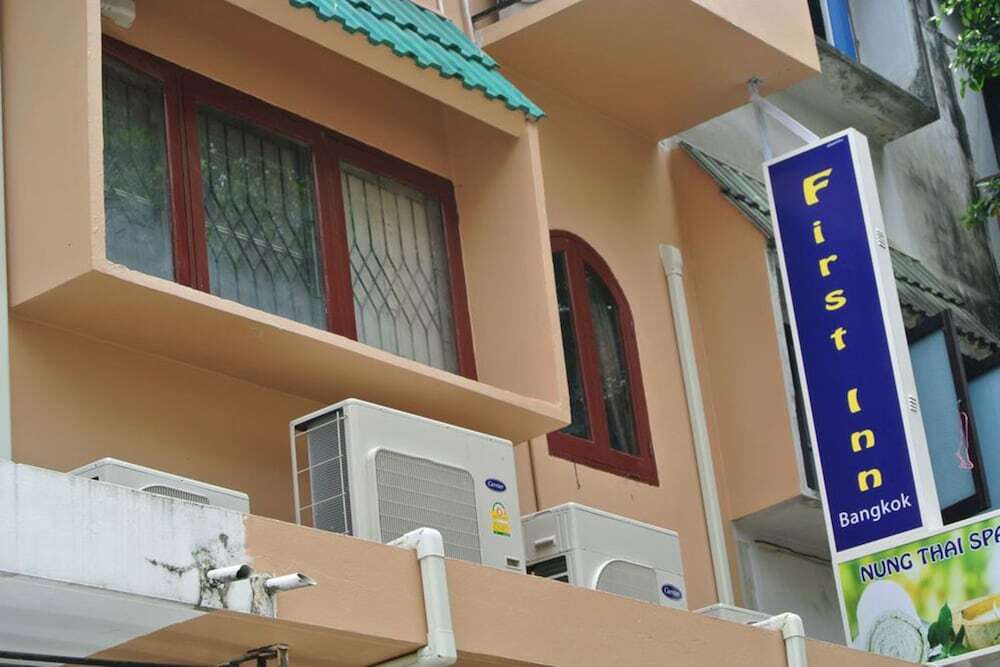Bed Dee Time Hostel Bangkok Exterior photo